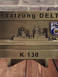 M1061 MiTaEins Boot Rottweil – ZIPPO Sturmfeuerzeug m. Diamantgravur – German Navy